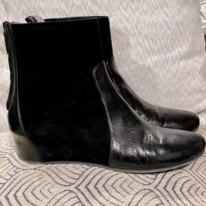 Aquatalia Black Suede and Leather Waterproof Boots